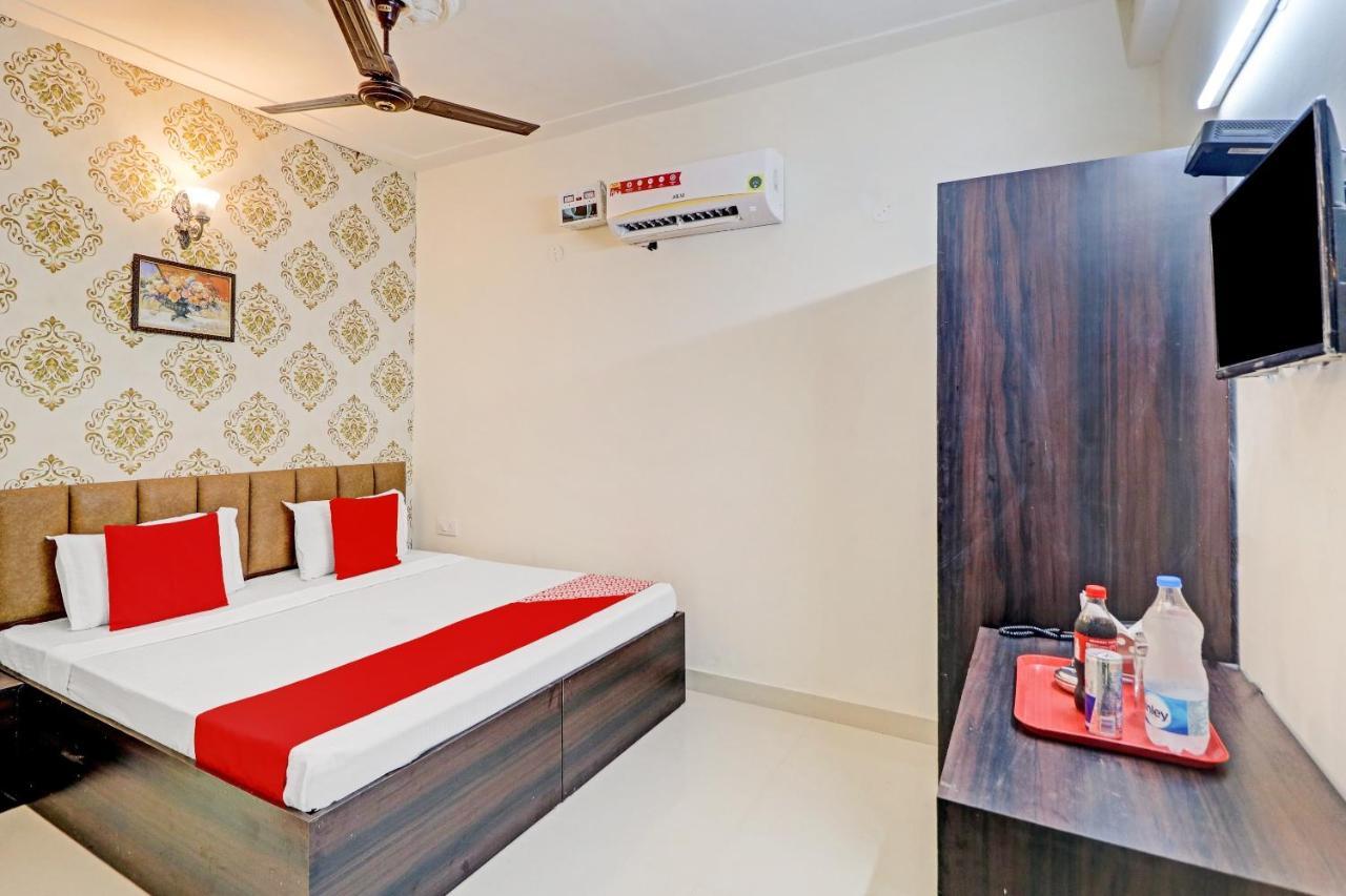 Hotel O Sky View Ludhiana Eksteriør billede