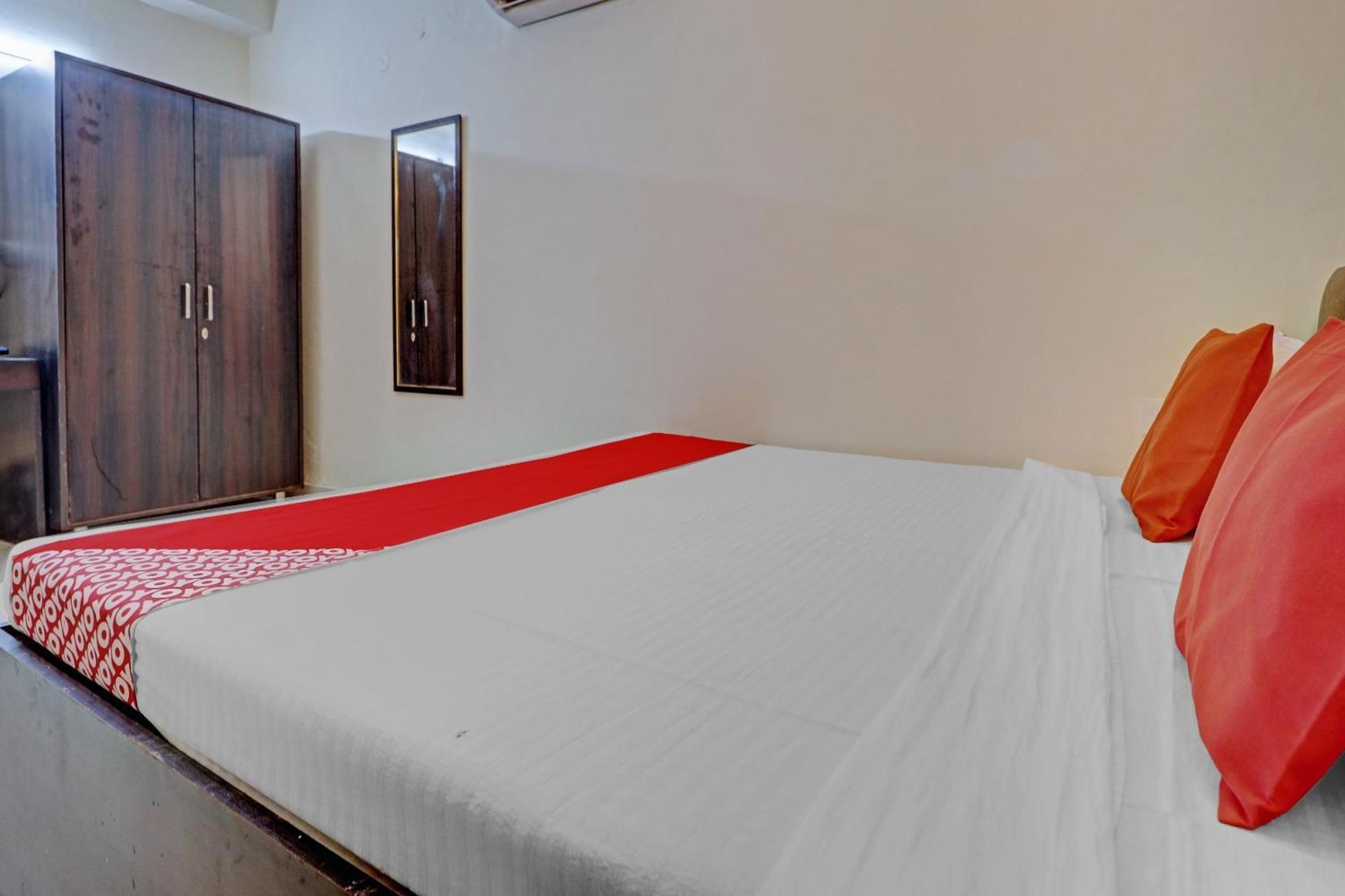 Hotel O Sky View Ludhiana Eksteriør billede