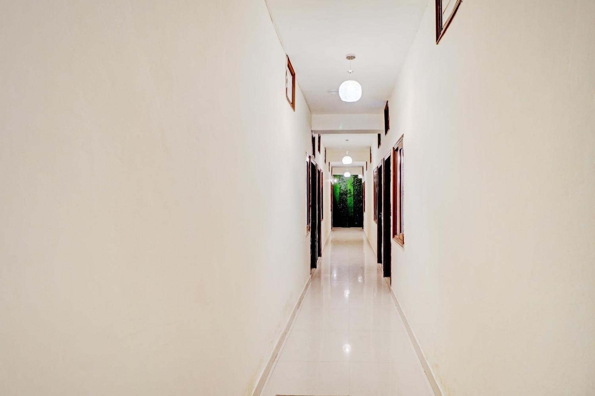 Hotel O Sky View Ludhiana Eksteriør billede