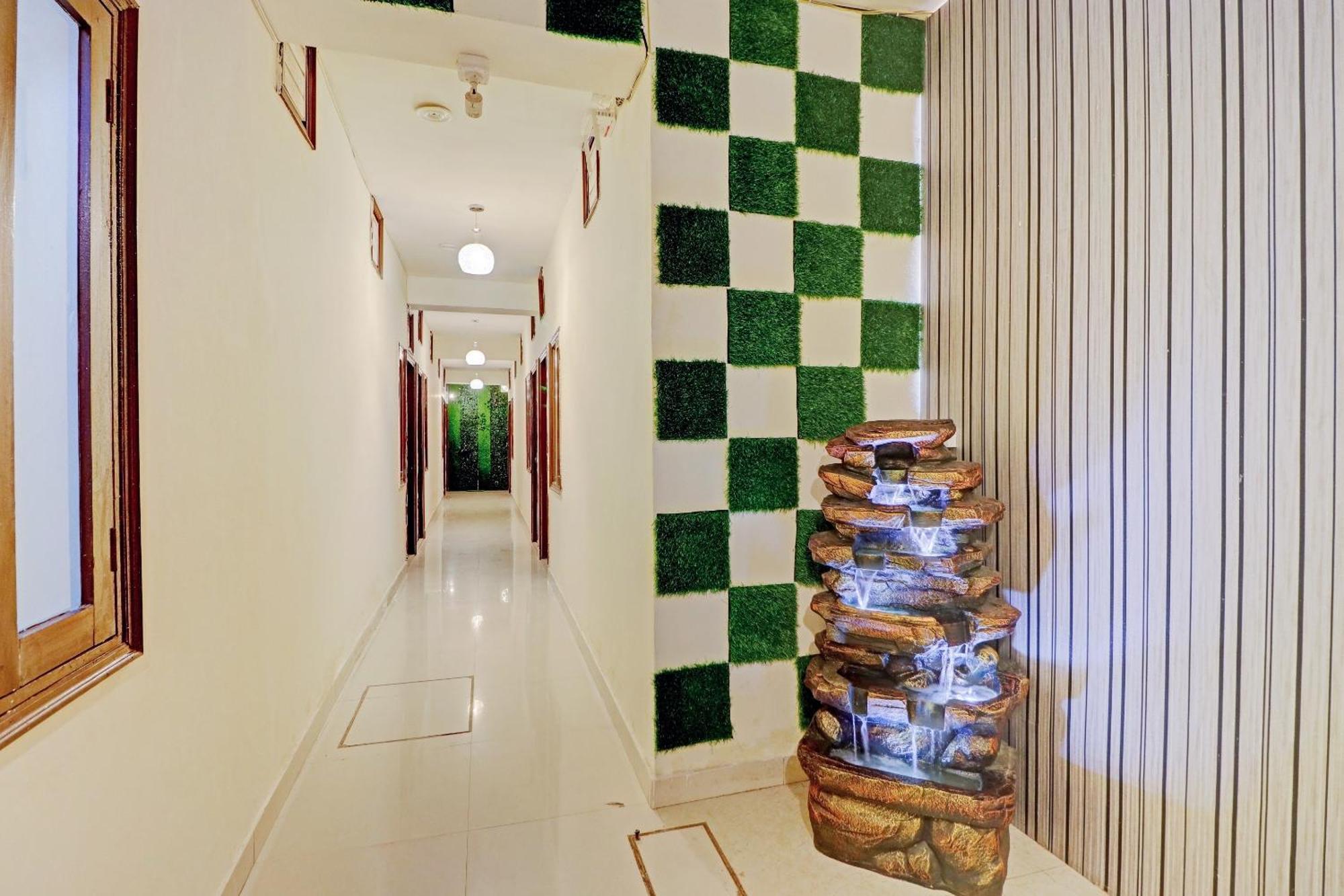 Hotel O Sky View Ludhiana Eksteriør billede